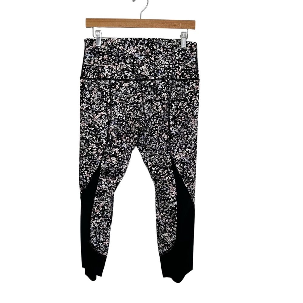 Lululemon Wunder Under Crop II Size 10 Roll Down Scallop Luxtreme 24" Floral - Picture 3 of 10